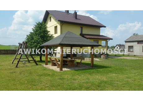 Dom na sprzedaż - Żelechlinek, Tomaszowski, 240 m², 1 100 000 PLN, NET-AKM-DS-50595-1