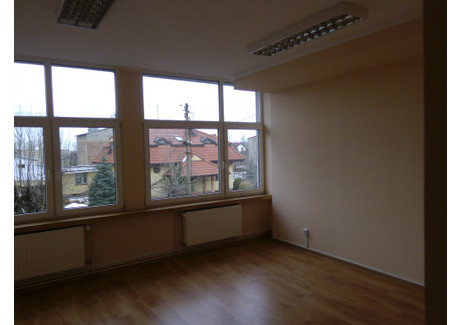 Biuro do wynajęcia - Daszyńskiego Zawierciański, 20 m², 440 PLN, NET-2049