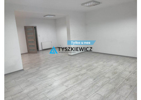 Lokal usługowy na sprzedaż - Szarych Szeregów Bytów, Bytowski, 55,7 m², 276 000 PLN, NET-TY379980