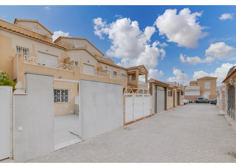 Dom na sprzedaż - Torrevieja, Hiszpania, 70 m², 161 418 USD (635 988 PLN), NET-96231561