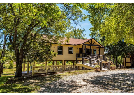 Dom na sprzedaż - 1830 Flite Acres RD Wimberley, Usa, 184,13 m², 1 395 000 USD (5 342 850 PLN), NET-100044551