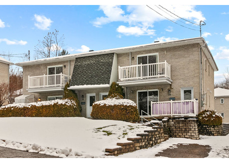 Dom na sprzedaż - 24-30 Rue Dorval, Charlesbourg, QC G2N1J3, CA Charlesbourg, Kanada, 343 m², 493 592 USD (2 023 726 PLN), NET-102763817