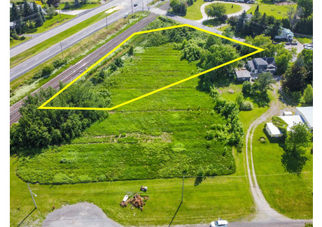 Działka na sprzedaż - Ch. Rouillard, Mont-Saint-Hilaire, QC J3G4S6, CA Mont-Saint-Hilaire, Kanada, 3319 m², 283 613 USD (1 089 075 PLN), NET-98073241