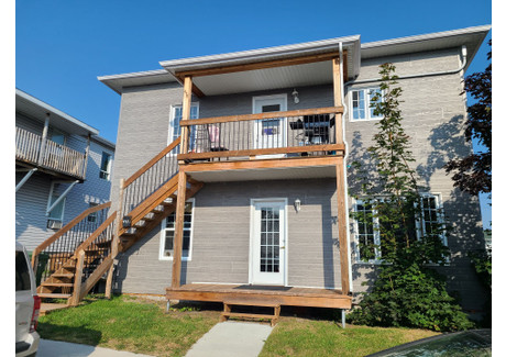 Dom na sprzedaż - 472-476 Rue Legrand, Chicoutimi, QC G7J3L7, CA Chicoutimi, Kanada, 335 m², 256 699 USD (1 052 465 PLN), NET-91753367