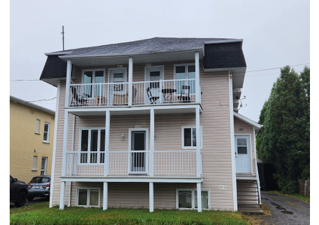 Dom na sprzedaż - 2209-2213 Rue Ste-Berthe, Jonquière, QC G7X5G8, CA Jonquière, Kanada, 209 m², 395 131 USD (1 620 036 PLN), NET-101136288