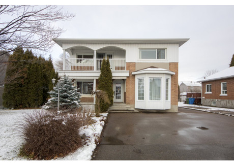 Dom na sprzedaż - 21-23 Rue des Oblats O., Chicoutimi, QC G7J2A4, CA Chicoutimi, Kanada, 180 m², 299 019 USD (1 225 977 PLN), NET-102583283