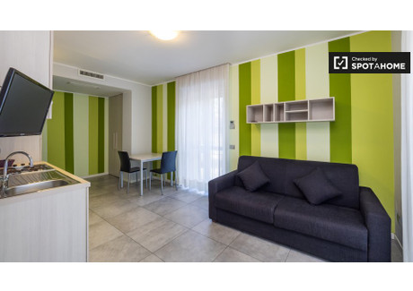 Mieszkanie do wynajęcia - Milan, Włochy, 35 m², 991 USD (4064 PLN), NET-75155575