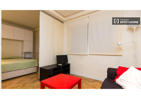 Mieszkanie do wynajęcia - Madrid, Hiszpania, 35 m², 1625 USD (6403 PLN), NET-77933522