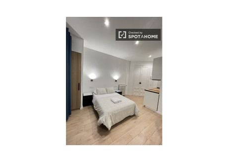 Mieszkanie do wynajęcia - Madrid, Hiszpania, 22 m², 1649 USD (6844 PLN), NET-78322518