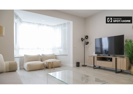Mieszkanie do wynajęcia - Madrid, Hiszpania, 159 m², 3783 USD (14 903 PLN), NET-79035633