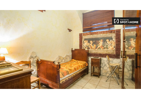 Mieszkanie do wynajęcia - Rome, Włochy, 60 m², 759 USD (3029 PLN), NET-79095504