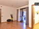 Mieszkanie do wynajęcia - Rome, Włochy, 65 m², 867 USD (3461 PLN), NET-79098015