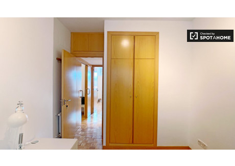 Pokój do wynajęcia - Madrid, Hiszpania, 90 m², 344 USD (1406 PLN), NET-79099812