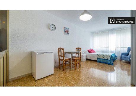 Mieszkanie do wynajęcia - Valencia, Hiszpania, 38 m², 1313 USD (5450 PLN), NET-79091208