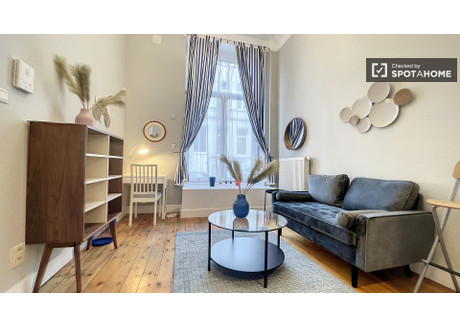 Mieszkanie do wynajęcia - Brussels, Belgia, 30 m², 861 USD (3529 PLN), NET-79105048