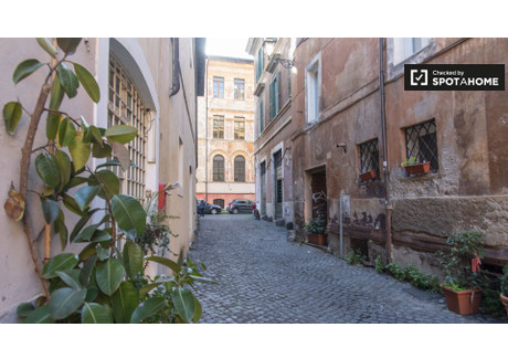 Mieszkanie do wynajęcia - Rome, Włochy, 26 m², 942 USD (3852 PLN), NET-79108674