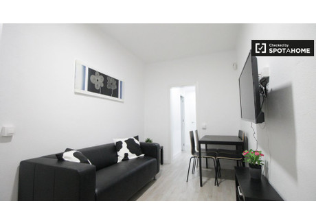 Mieszkanie do wynajęcia - Barcelona, Hiszpania, 65 m², 1558 USD (6390 PLN), NET-87754366