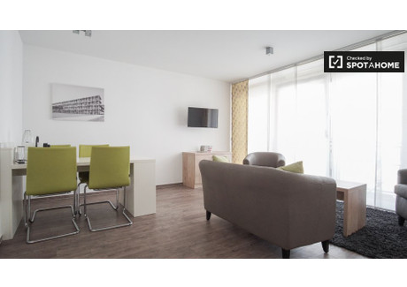 Mieszkanie do wynajęcia - Berlin, Niemcy, 59 m², 2998 USD (11 513 PLN), NET-87913706