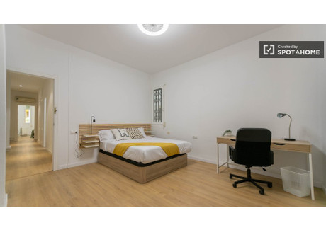 Pokój do wynajęcia - Valencia, Hiszpania, 116 m², 413 USD (1712 PLN), NET-88280476