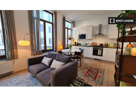 Mieszkanie do wynajęcia - Brussels, Belgia, 50 m², 1329 USD (5102 PLN), NET-88463359