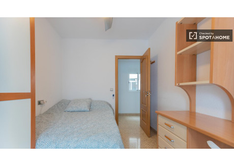 Pokój do wynajęcia - Valencia, Hiszpania, 101 m², 413 USD (1712 PLN), NET-89311244