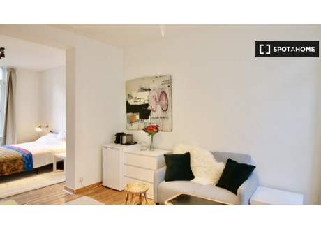 Mieszkanie do wynajęcia - Brussels, Belgia, 40 m², 1305 USD (5180 PLN), NET-80591017