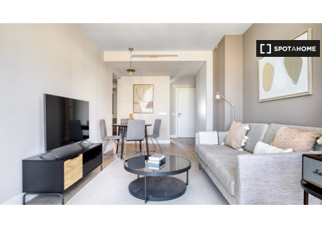 Mieszkanie do wynajęcia - Barcelona, Hiszpania, 56 m², 3860 USD (15 635 PLN), NET-81046508