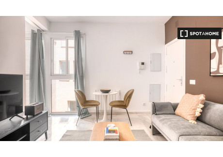 Mieszkanie do wynajęcia - Madrid, Hiszpania, 45 m², 3040 USD (12 252 PLN), NET-82490690