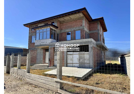 Dom na sprzedaż - Остромила/Ostromila Пловдив/plovdiv, Bułgaria, 430 m², 393 212 USD (1 549 254 PLN), NET-96769703