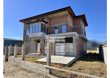 Dom na sprzedaż - Остромила/Ostromila Пловдив/plovdiv, Bułgaria, 430 m², 402 807 USD (1 651 509 PLN), NET-96769703