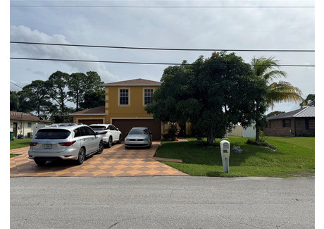 Dom do wynajęcia - 402 SE Crosspoint Dr Port St. Lucie, Usa, 259,39 m², 1800 USD (7380 PLN), NET-101507810