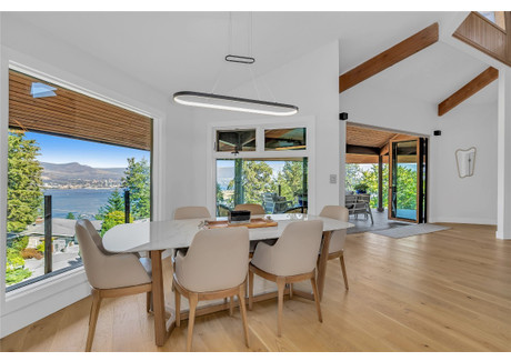 Dom na sprzedaż - 1446 Scott Crescent West Kelowna, Kanada, 239,5 m², 1 026 031 USD (3 950 218 PLN), NET-99477868