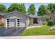 Dom na sprzedaż - 104 Crompton Drive Barrie, Kanada, 129,32 m², 854 824 USD (3 444 941 PLN), NET-97789972