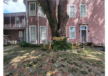 Mieszkanie do wynajęcia - 2211 BRAINARD Street New Orleans, Usa, 80,83 m², 1450 USD (5945 PLN), NET-102917272