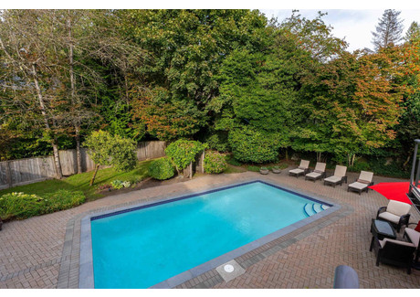 Dom na sprzedaż - 378 E CARISBROOKE ROAD North Vancouver, Kanada, 314,38 m², 2 036 029 USD (8 286 638 PLN), NET-100891667