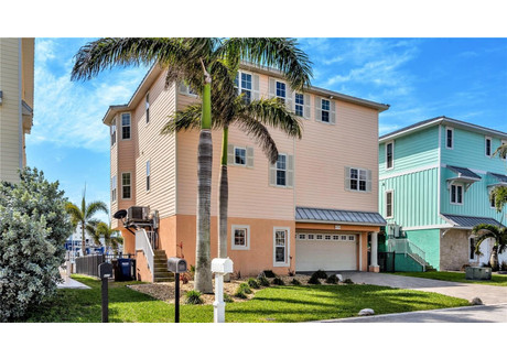 Dom na sprzedaż - 470 137TH AVENUE CIRCLE Madeira Beach, Usa, 249,63 m², 1 850 000 USD (7 104 000 PLN), NET-98114456