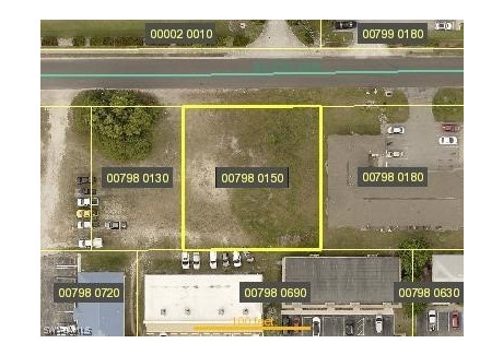 Działka na sprzedaż - 1404 SE 8th Terrace Cape Coral, Usa, 1393,74 m², 109 000 USD (443 630 PLN), NET-97020030