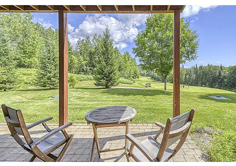 Mieszkanie na sprzedaż - 1826 Ch. du Golf Mont-Tremblant, Kanada, 68,01 m², 266 917 USD (1 086 351 PLN), NET-99152385