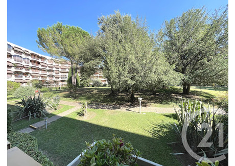 Mieszkanie na sprzedaż - Cannes, Francja, 57,98 m², 299 317 USD (1 152 370 PLN), NET-99713420