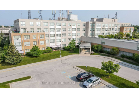 Mieszkanie na sprzedaż - 203 - 90 Dean Ave Barrie, Kanada, 65,03 m², 254 122 USD (1 034 275 PLN), NET-100546358