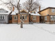 Dom na sprzedaż - 181 Queenston St, Winnipeg, MB R3N 0W6, Canada Winnipeg, Kanada, 144,93 m², 348 615 USD (1 429 323 PLN), NET-102656274