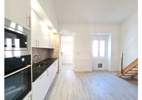 Mieszkanie na sprzedaż - São Domingos de Benfica Lisboa, Portugalia, 61 m², 368 094 USD (1 498 143 PLN), NET-102754423