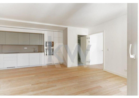 Mieszkanie na sprzedaż - Campolide, Portugalia, 38 m², 330 857 USD (1 373 055 PLN), NET-102767871