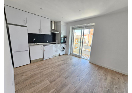 Mieszkanie na sprzedaż - Amadora, Portugalia, 50 m², 226 325 USD (925 670 PLN), NET-98500643