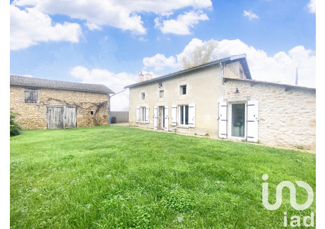 Dom na sprzedaż - Latillé, Francja, 120 m², 229 177 USD (937 332 PLN), NET-102343136