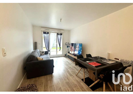 Mieszkanie na sprzedaż - Corbeil-Essonnes, Francja, 52 m², 165 652 USD (687 456 PLN), NET-103200192