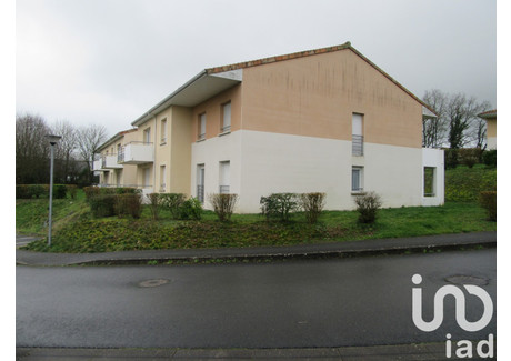 Mieszkanie na sprzedaż - Bressuire, Francja, 55 m², 107 097 USD (438 029 PLN), NET-101728278