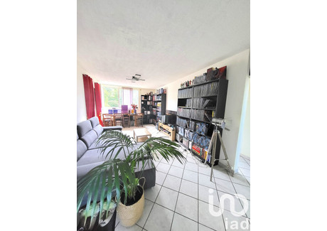 Mieszkanie na sprzedaż - Saint-Étienne, Francja, 73 m², 68 585 USD (280 511 PLN), NET-100467572