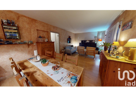 Dom na sprzedaż - Vaux-Le-Pénil, Francja, 100 m², 244 154 USD (993 706 PLN), NET-101551332