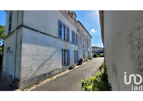 Dom na sprzedaż - Saint-Jean-D'angely, Francja, 244 m², 227 392 USD (911 842 PLN), NET-97279119